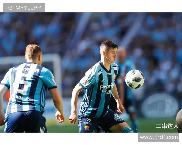 奥斯达与西里安斯卡的激烈对决揭示足球战术与团队协作的魅力 奥斯达与西里安斯卡的激烈对决揭示足球战术与团队协作的魅力