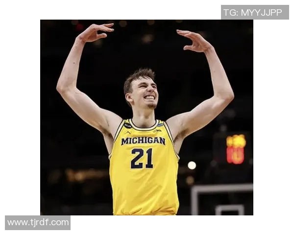 弗朗茨瓦格纳的篮球之路与未来发展潜力解析 弗朗茨瓦格纳的篮球之路与未来发展潜力解析